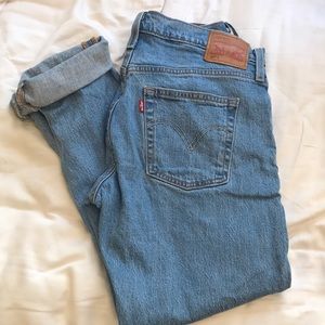 Levi girlfriend jeans